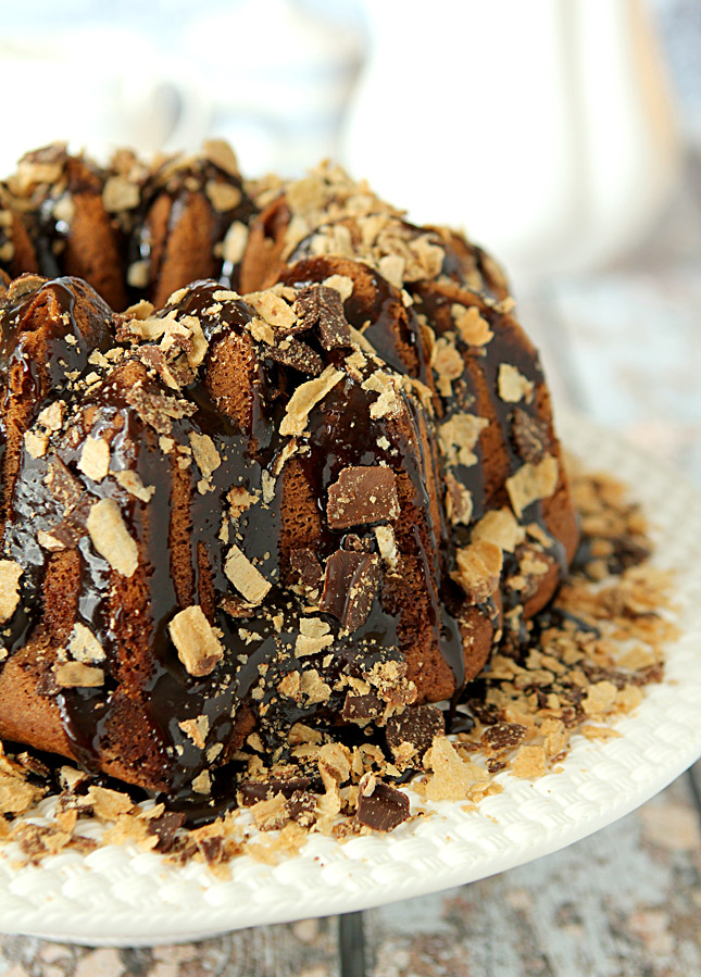 Espresso Cake with Espresso Chocolate Caramel Sauce