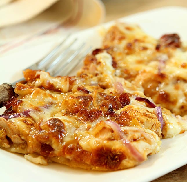 Barbecue Chicken with Bacon Pizza from 