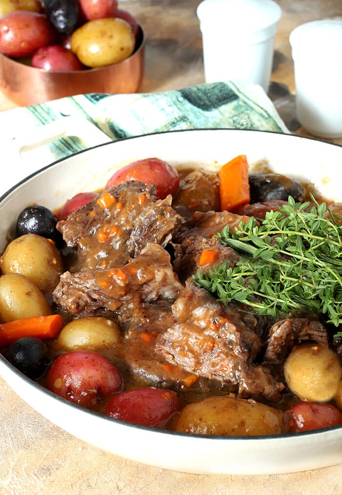 Pot Roast with Sherry, Rosemary, and Thyme