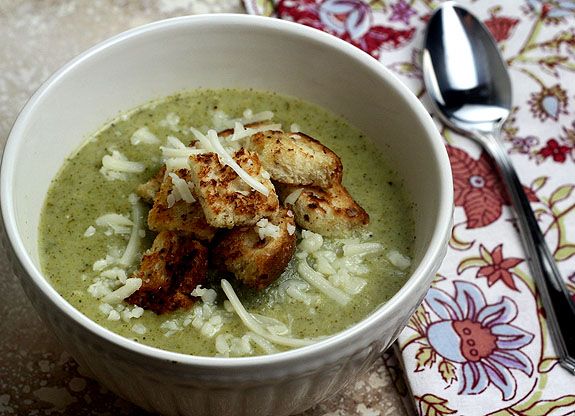 broccoli-whitecheddar-soup