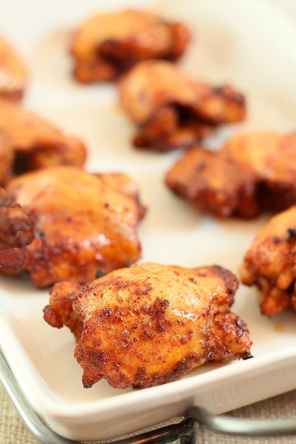 Spiced Honey Brushed Chicken Thighs | @everydayum