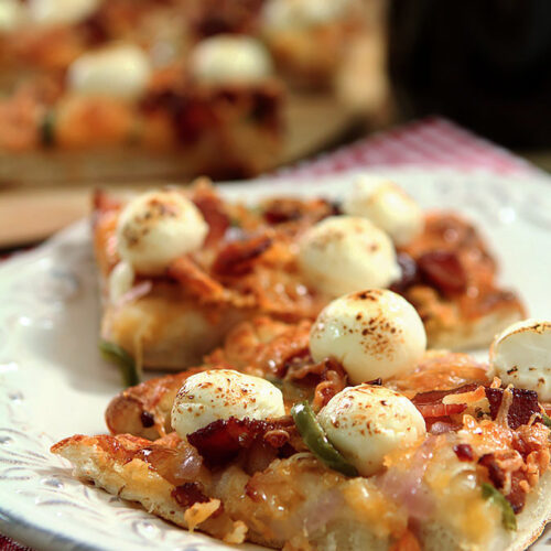 Bacon, Jalapeno, and Cream Cheese Pizza