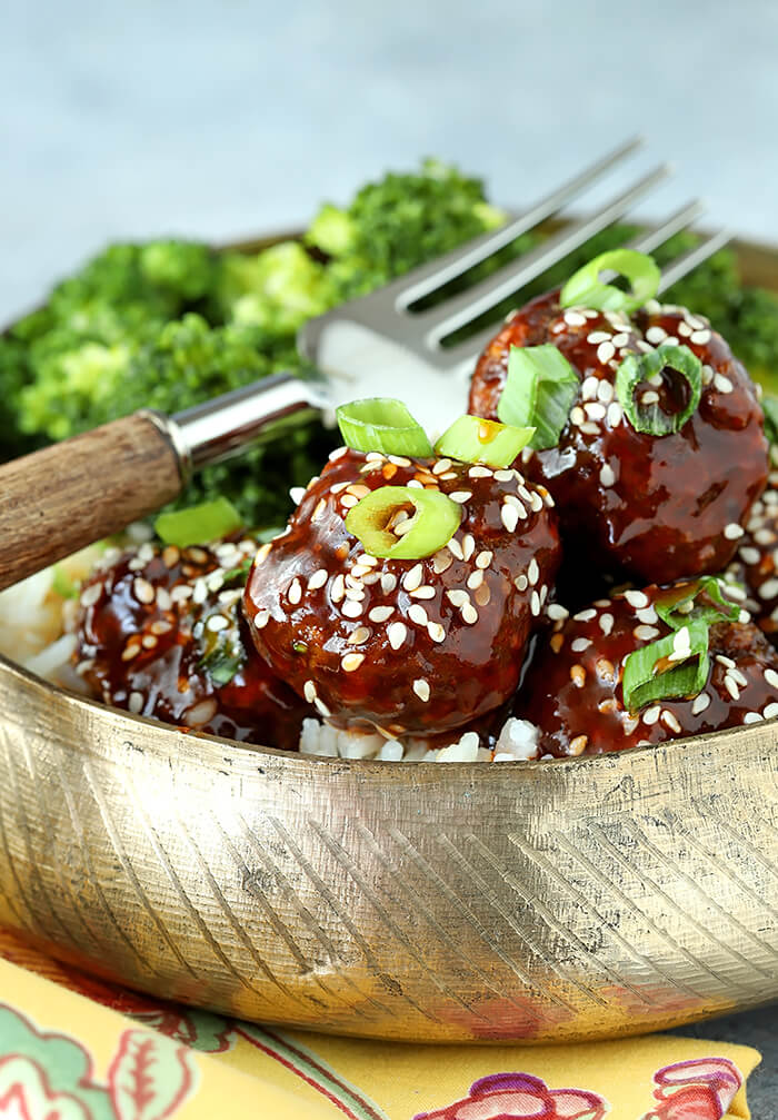 Korean Meatballs with Gochujang Glaze in a Serving Bowl with Broccoli