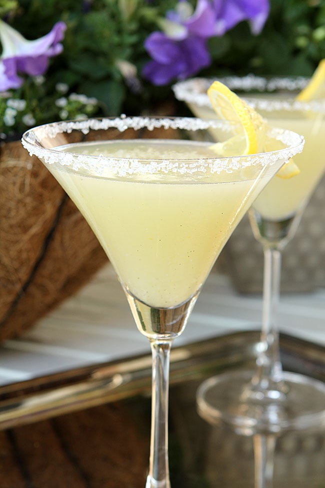 Lemon Drop Martini from @everydayum