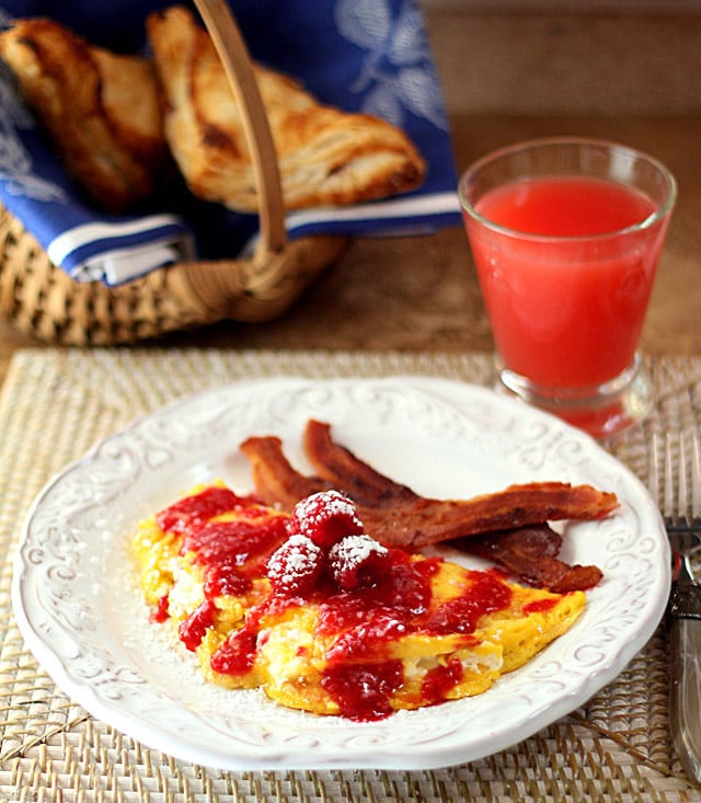 Omelet with Goat Cheese and Raspberries