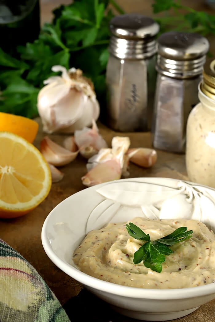 Roasted Garlic Aioli Ingredients Including Garlic and Lemon