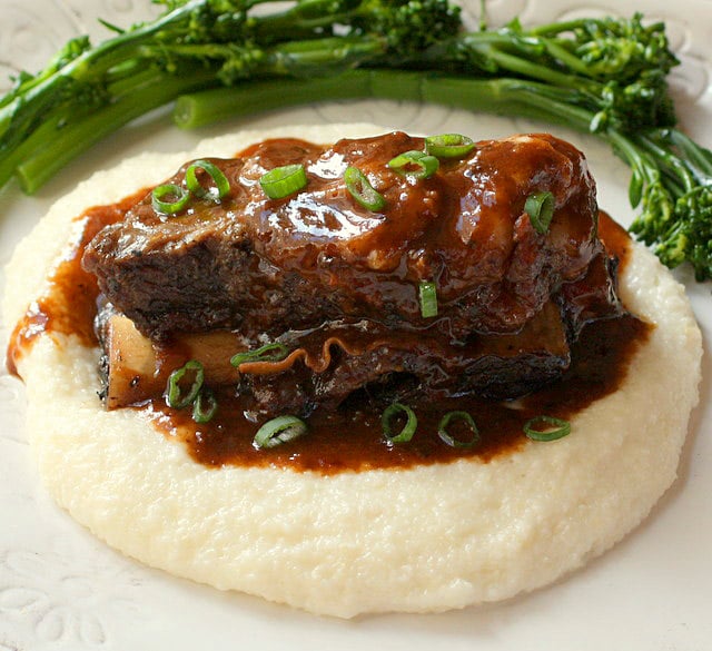 Short Ribs with Cheese Horseradish Grits