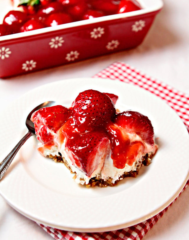 Strawberry Pretzel Salad