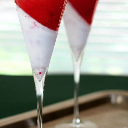 Strawberry Gelato Ricotta Fizz in Champagne Glasses