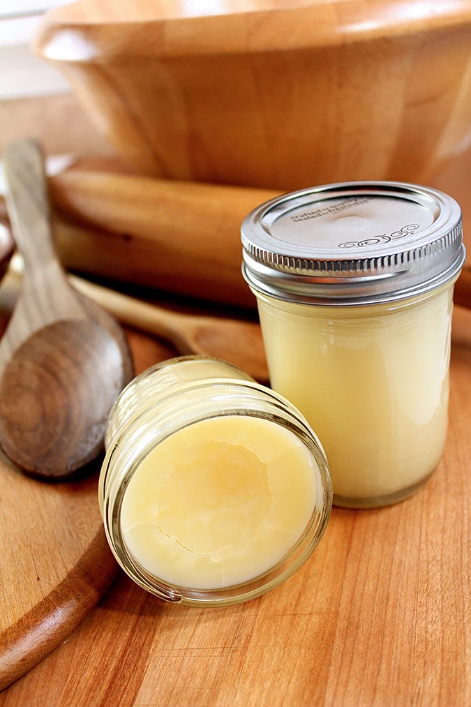 Wood Butter - A Recipe for Your Utensils